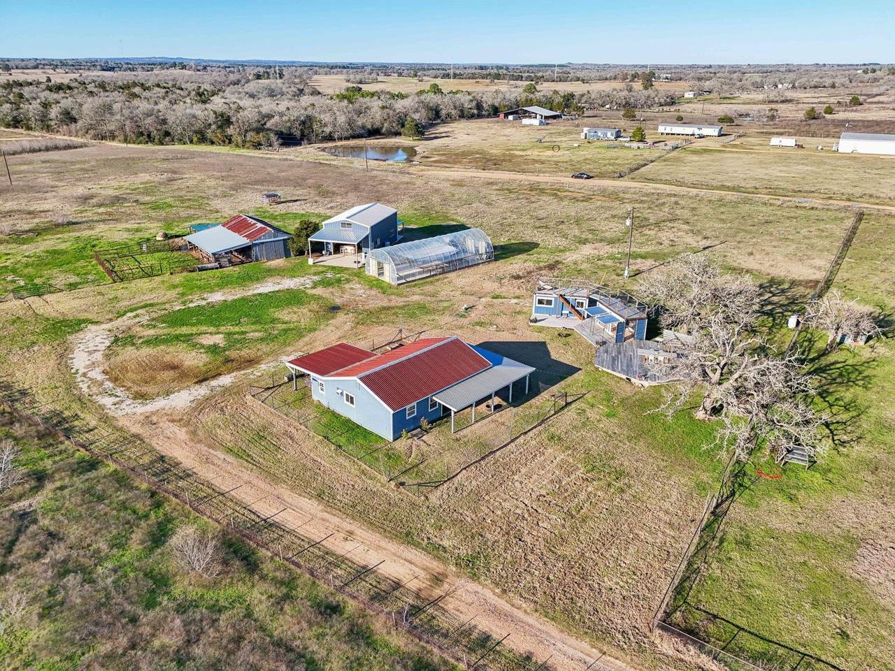 2200 Highway 21 - Photo 1