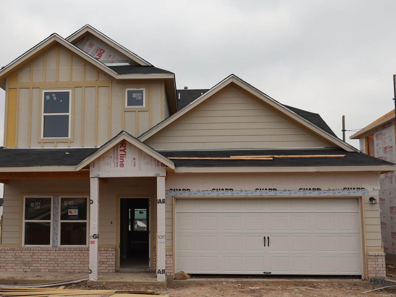 4500 Lava Island Dr - Photo 1
