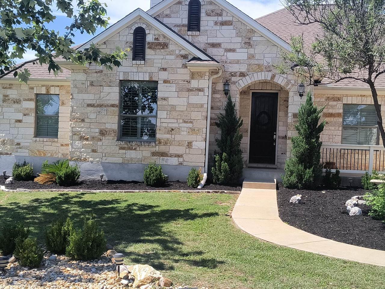 https://bt-photos.global.ssl.fastly.net/austin/1280_boomver_1_1464739-2.jpg