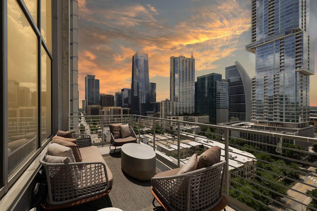 800 5th St - Photo 1