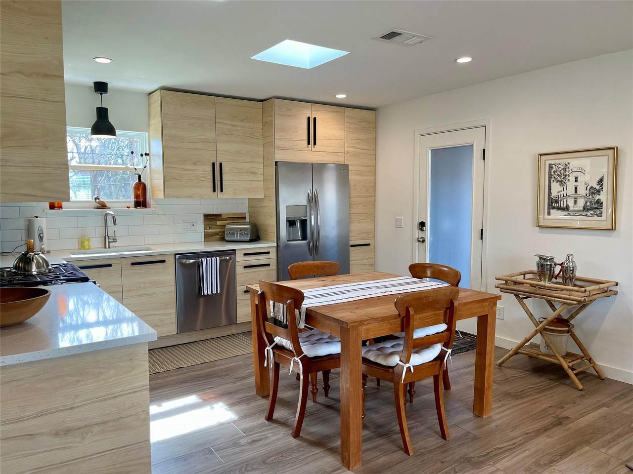 1809 Forestglade Dr - Photo 1