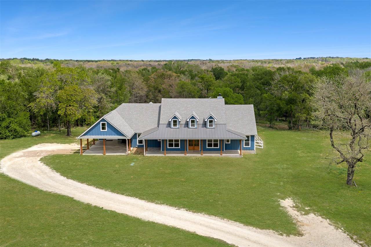 1680 County Road 302 - Photo 1