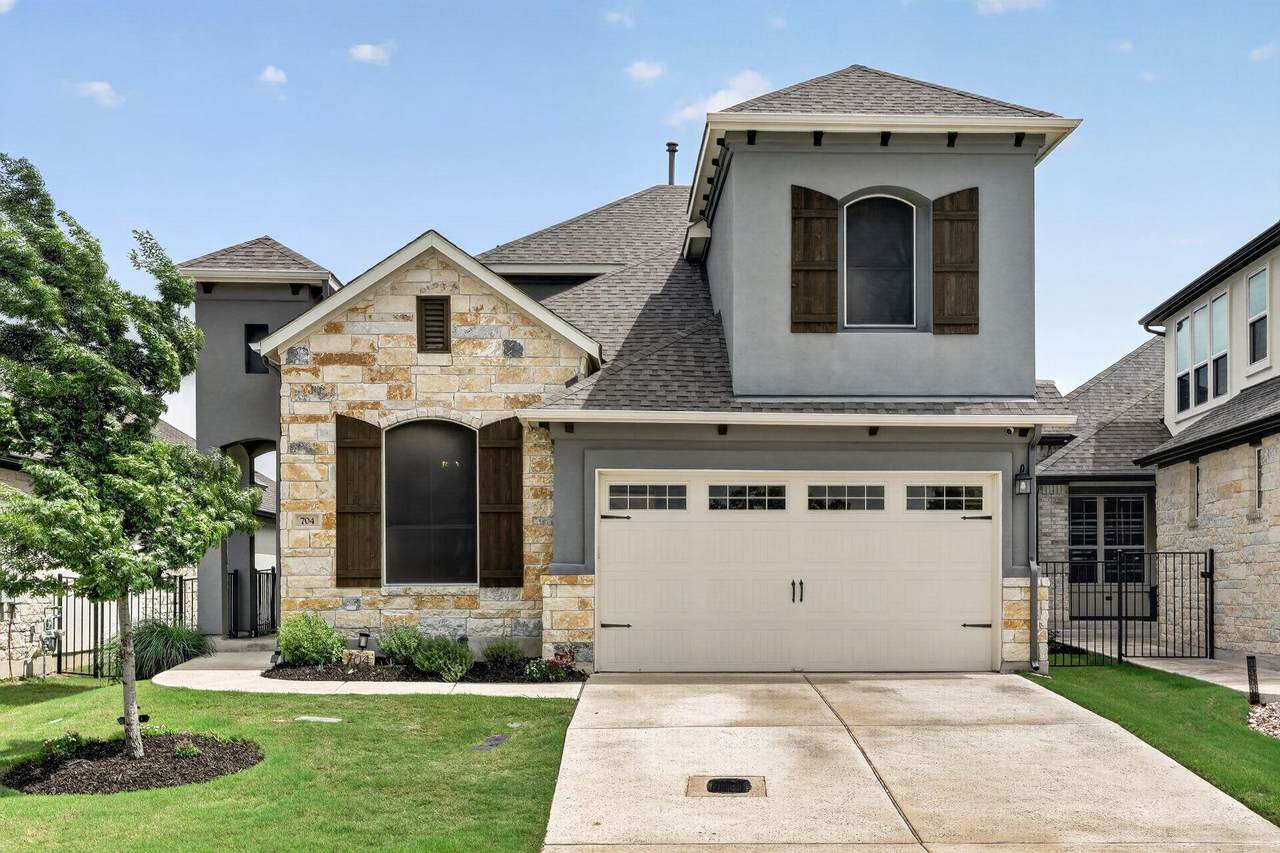 704 Faith Dr - Photo 1
