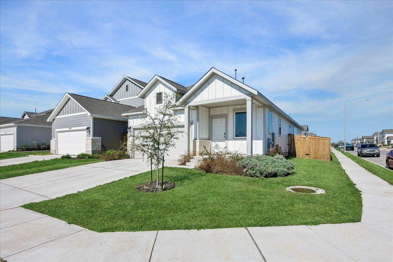 8300 Augeron Dr - Photo 1