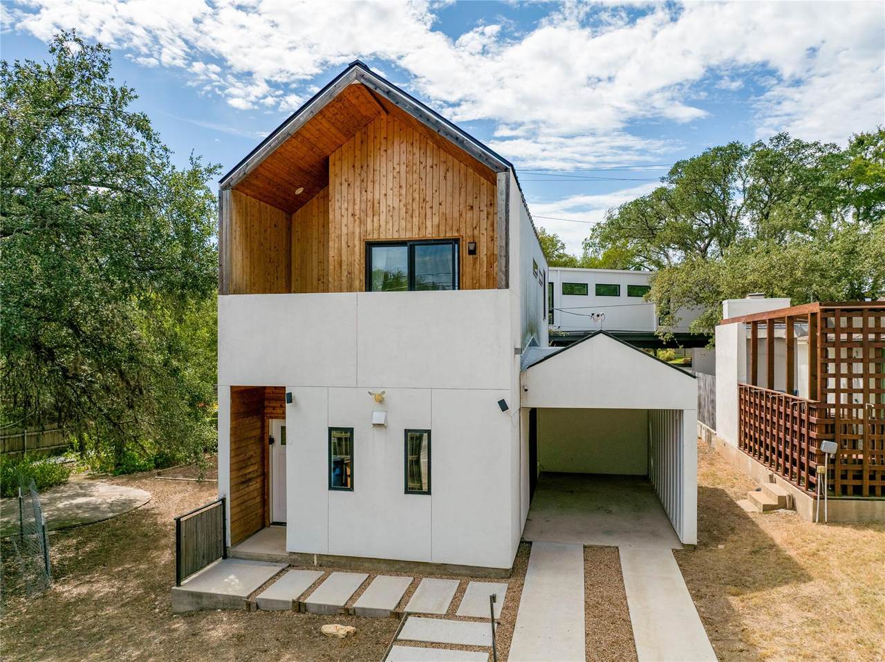 2801 Cedarview #B Dr - Photo 1