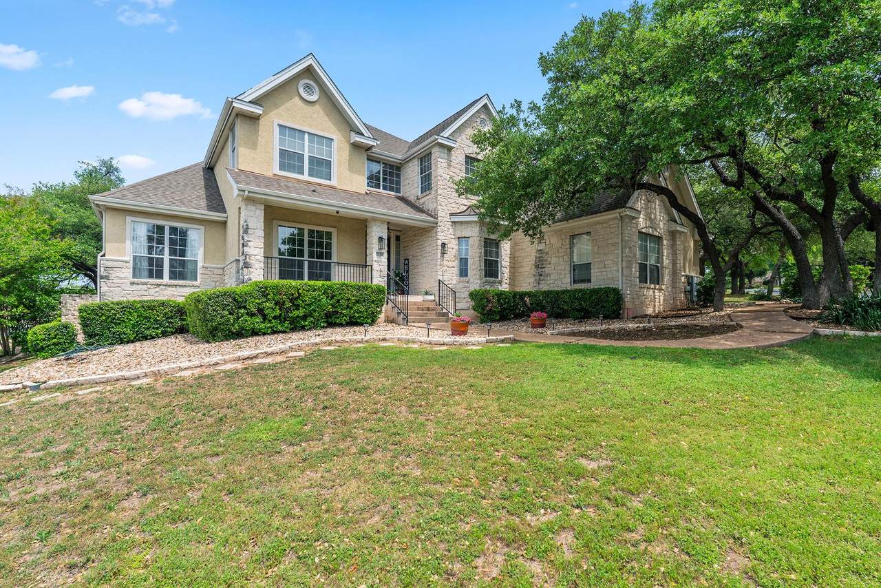 2128 Hilton Head Dr - Photo 1