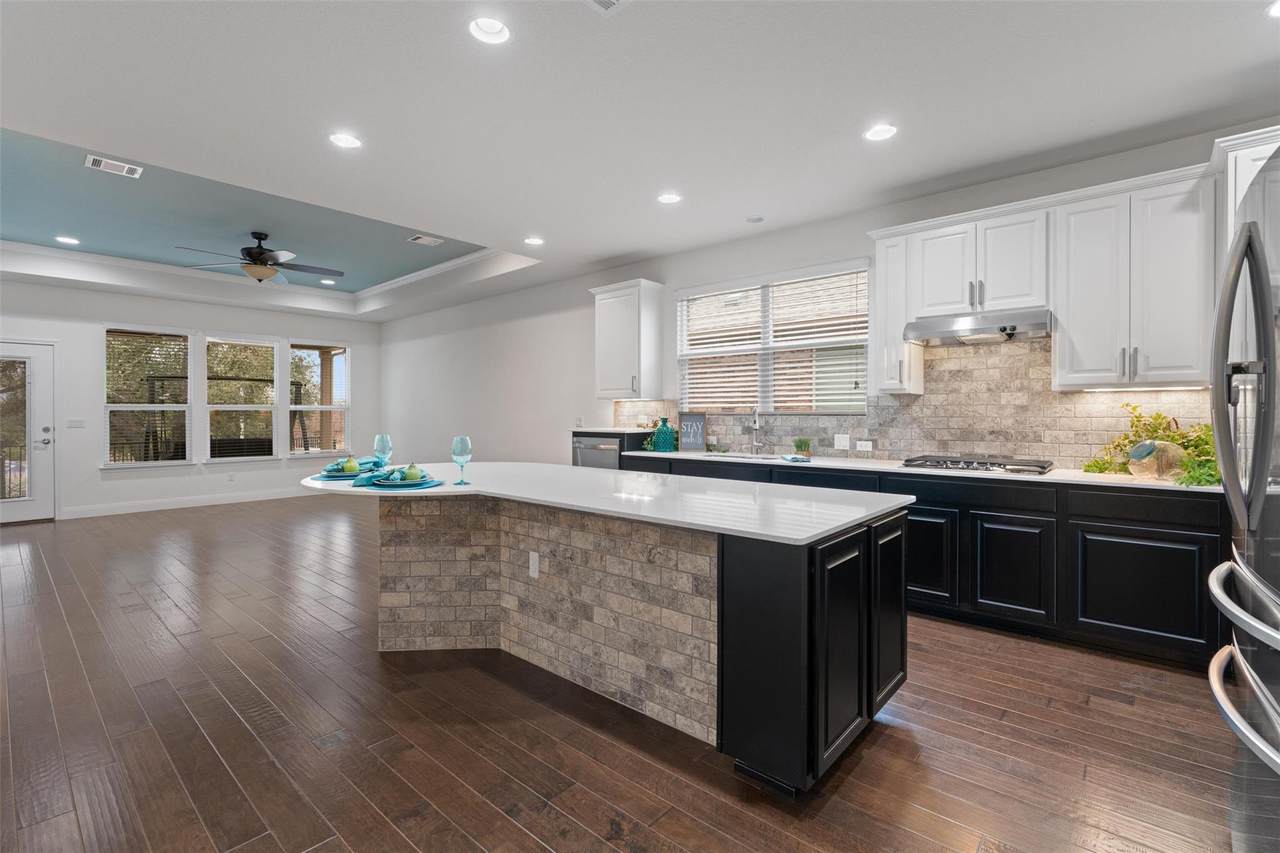 706 Kite Ridge St - Photo 1