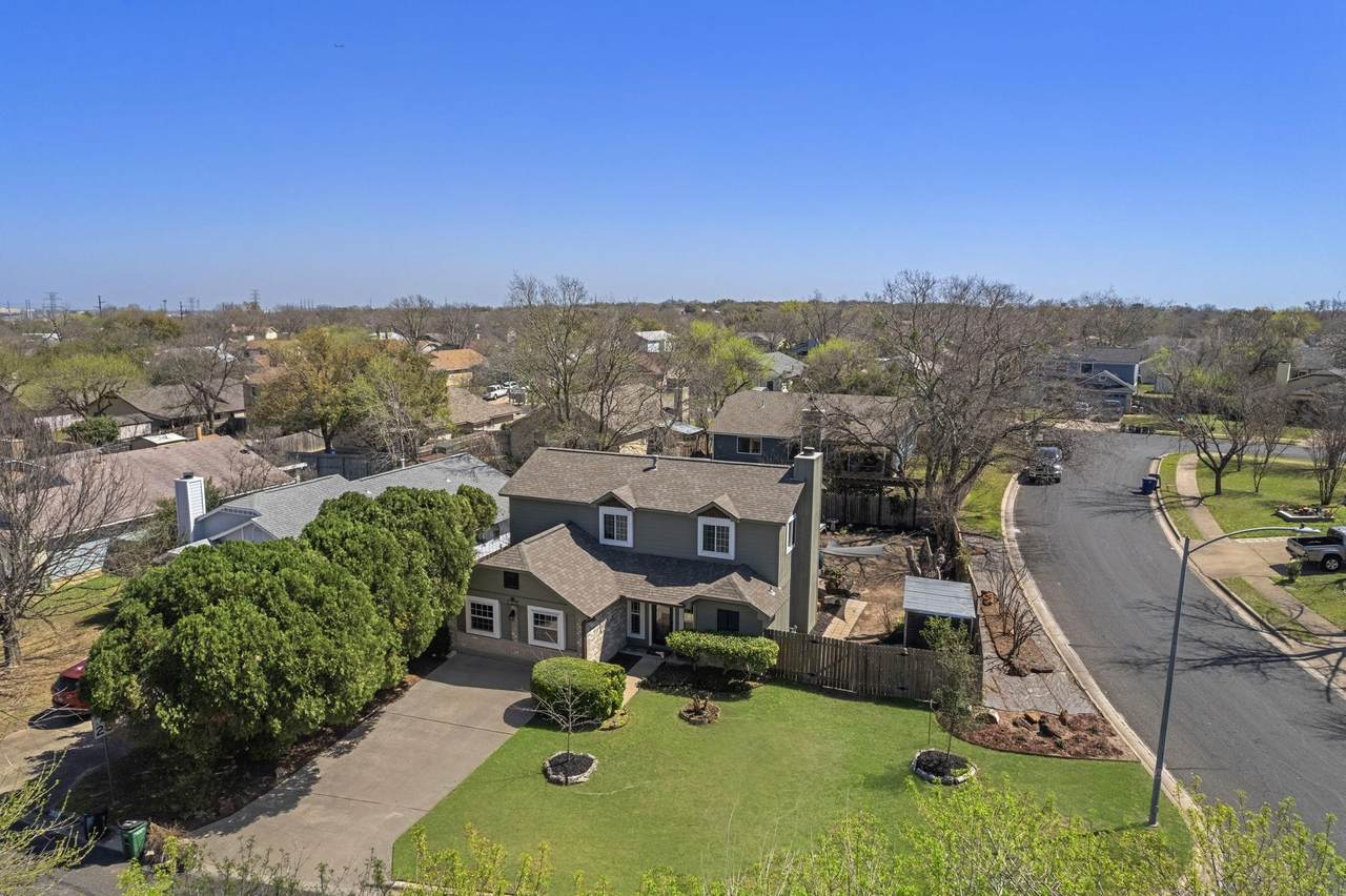 1807 Morning Quail Dr - Photo 1