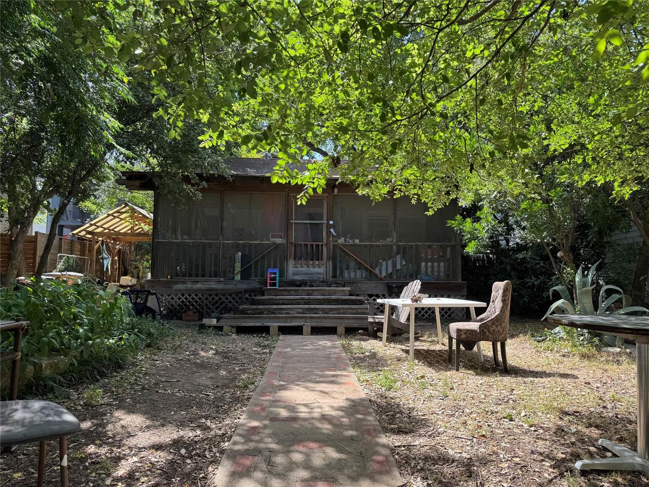 2012 Goodrich Ave - Photo 1