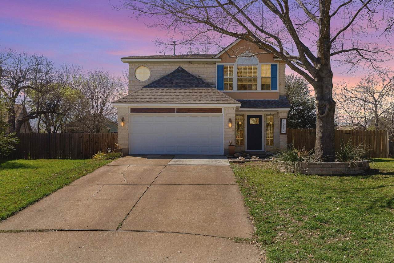 1519 Ashwood Ct - Photo 1