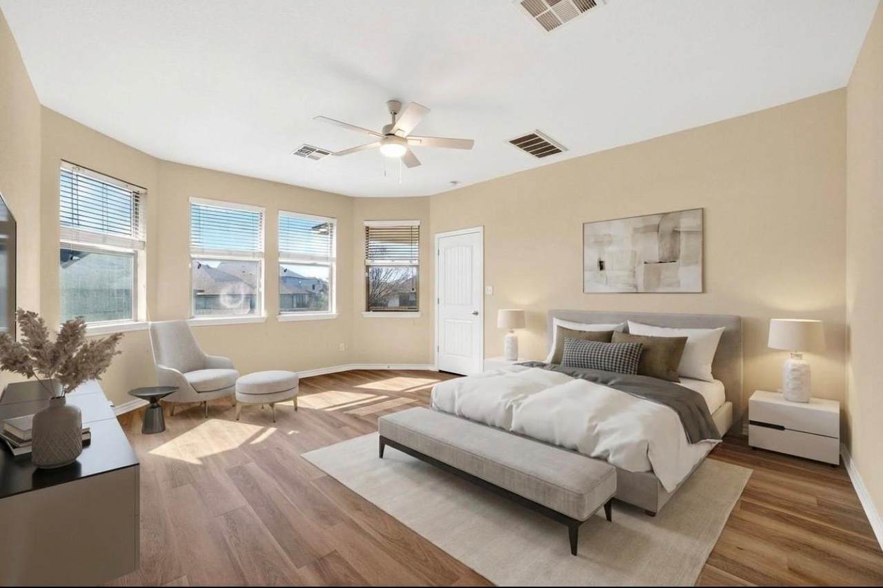 1090 Sussex Way - Photo 1