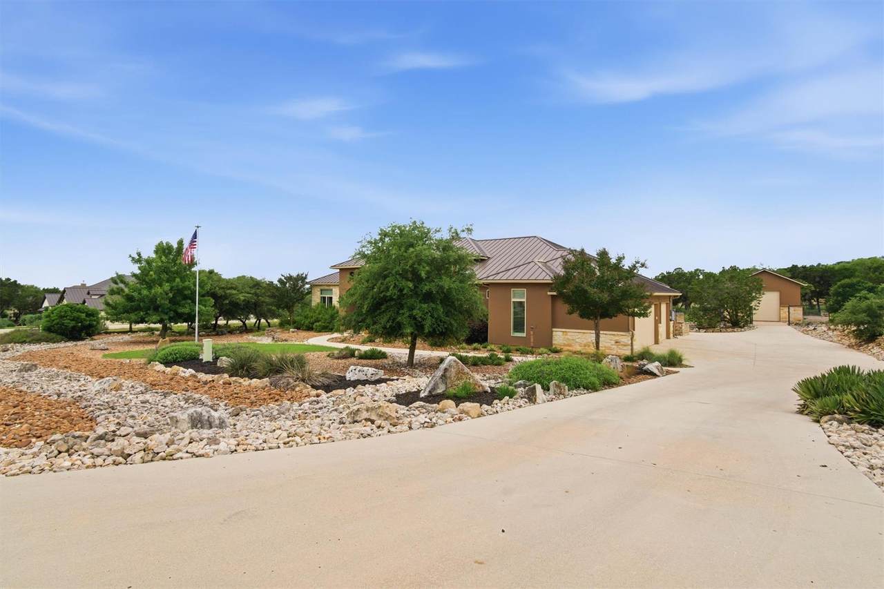 https://bt-photos.global.ssl.fastly.net/austin/1280_boomver_1_1603599-2.jpg