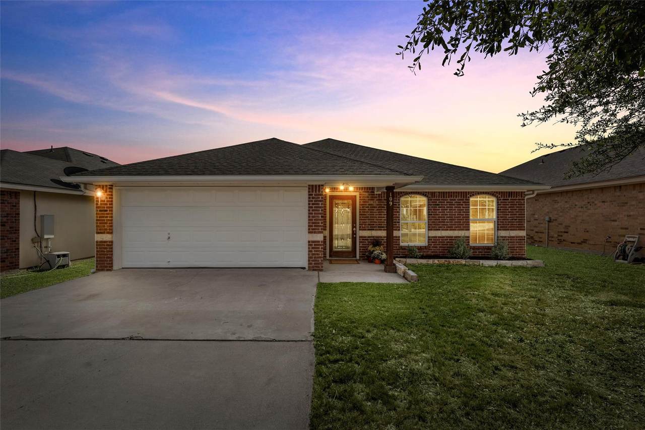 109 Quartz Dr - Photo 1