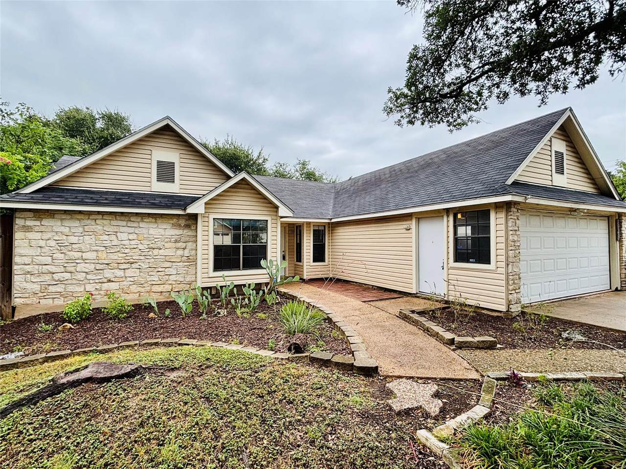 13007 Amarillo Ave - Photo 1