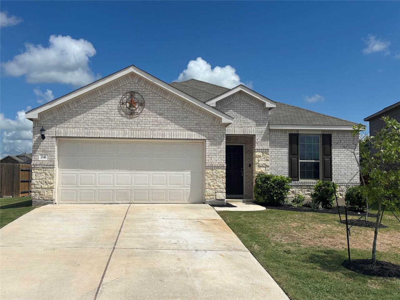 241 Pivot Dr - Photo 1