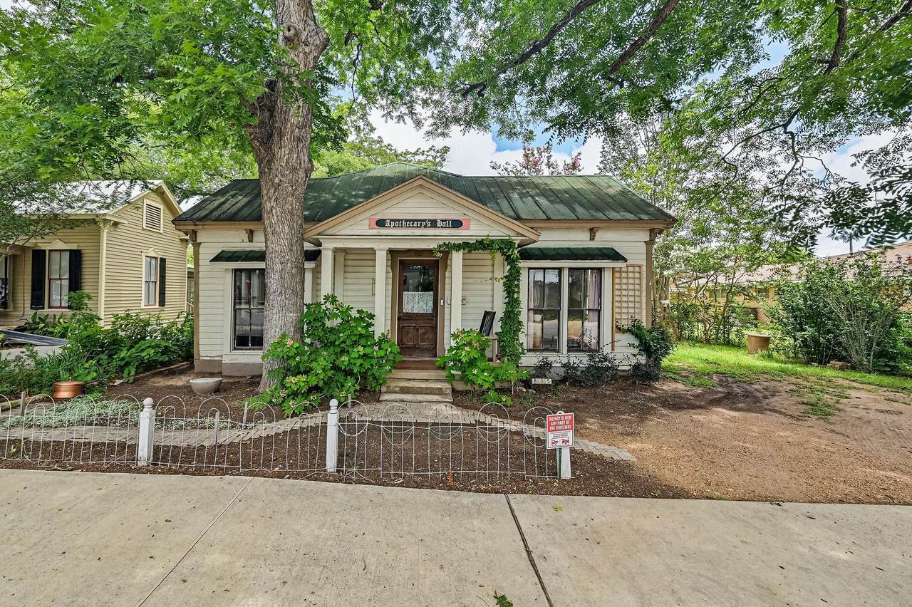 805 Main St - Photo 1