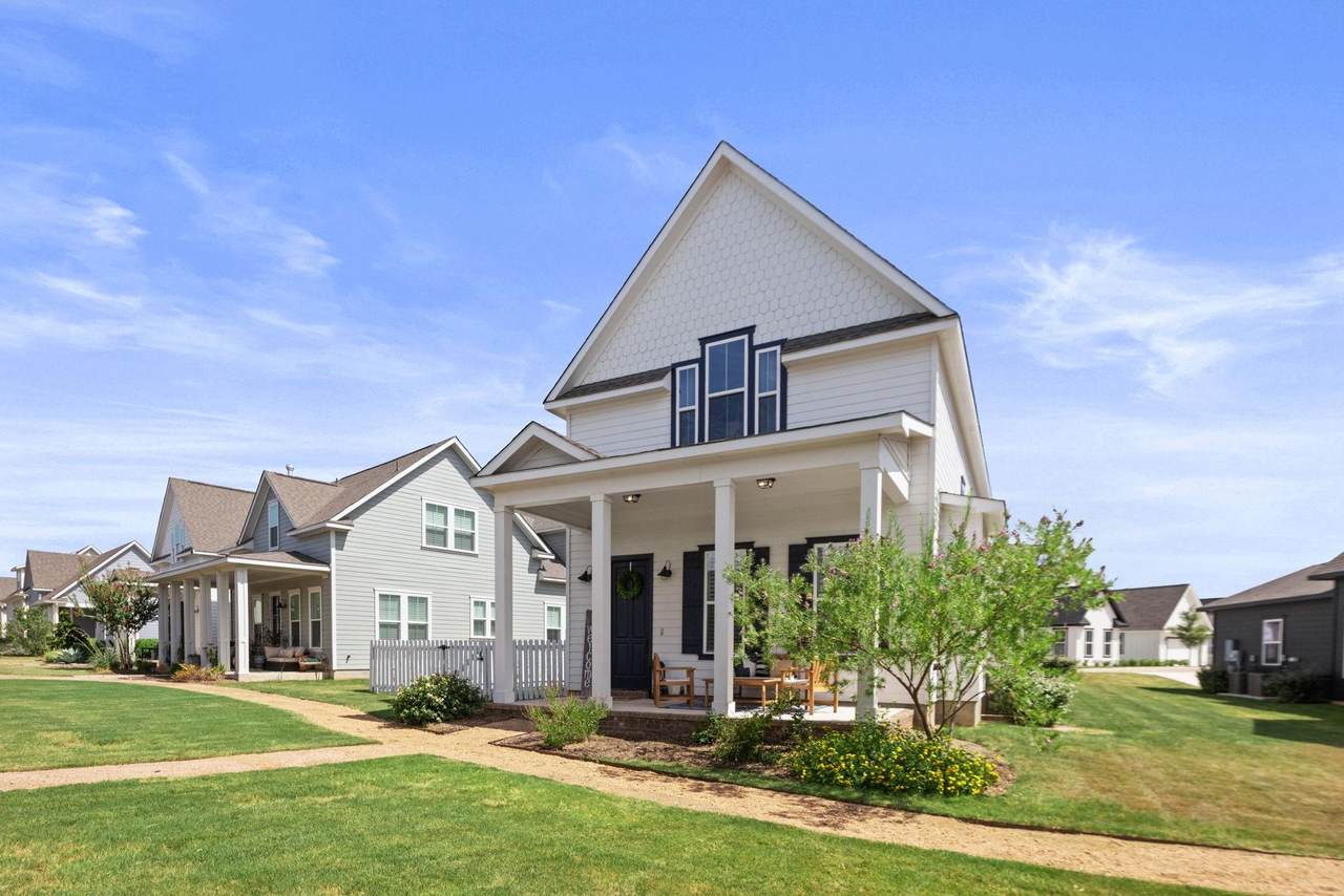 1066 Twain St - Photo 1