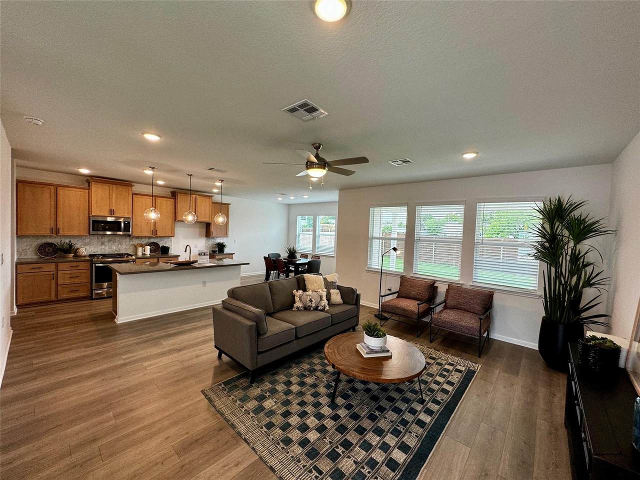 1602 Iberville Dr - Photo 1