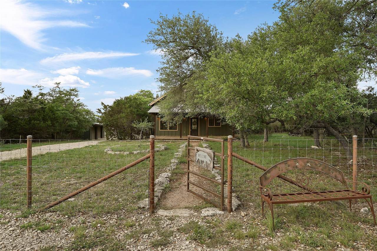 https://bt-photos.global.ssl.fastly.net/austin/1280_boomver_1_1696127-2.jpg