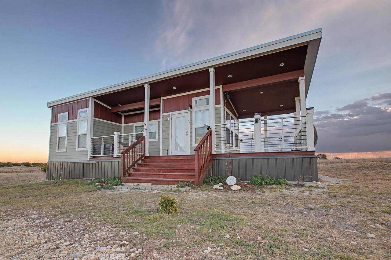 2826 County Road 2800 - Photo 1