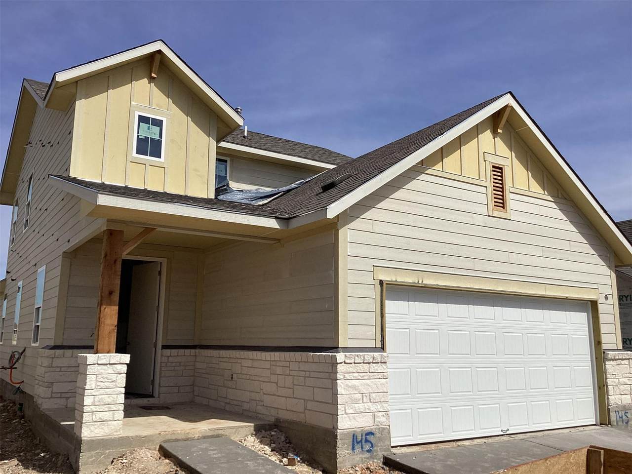 145 Clover Bnd - Photo 1