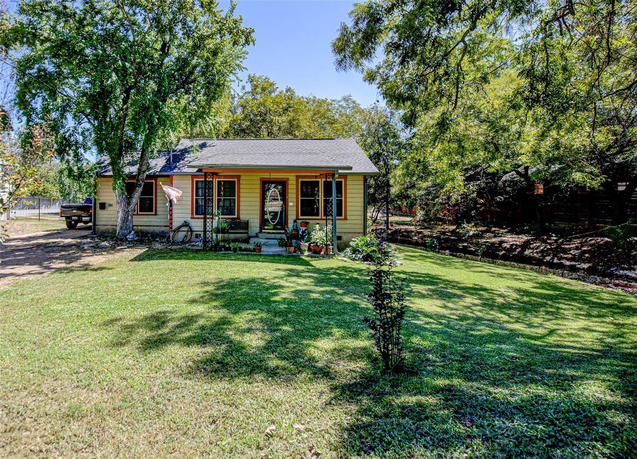 3205 Menchaca Rd - Photo 1