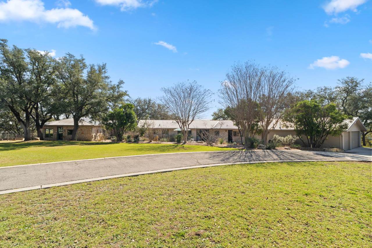 2910 Fall Creek Rd - Photo 1