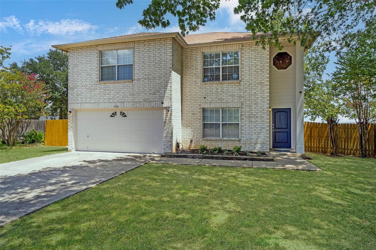 950 Whispering Hollow Dr - Photo 1