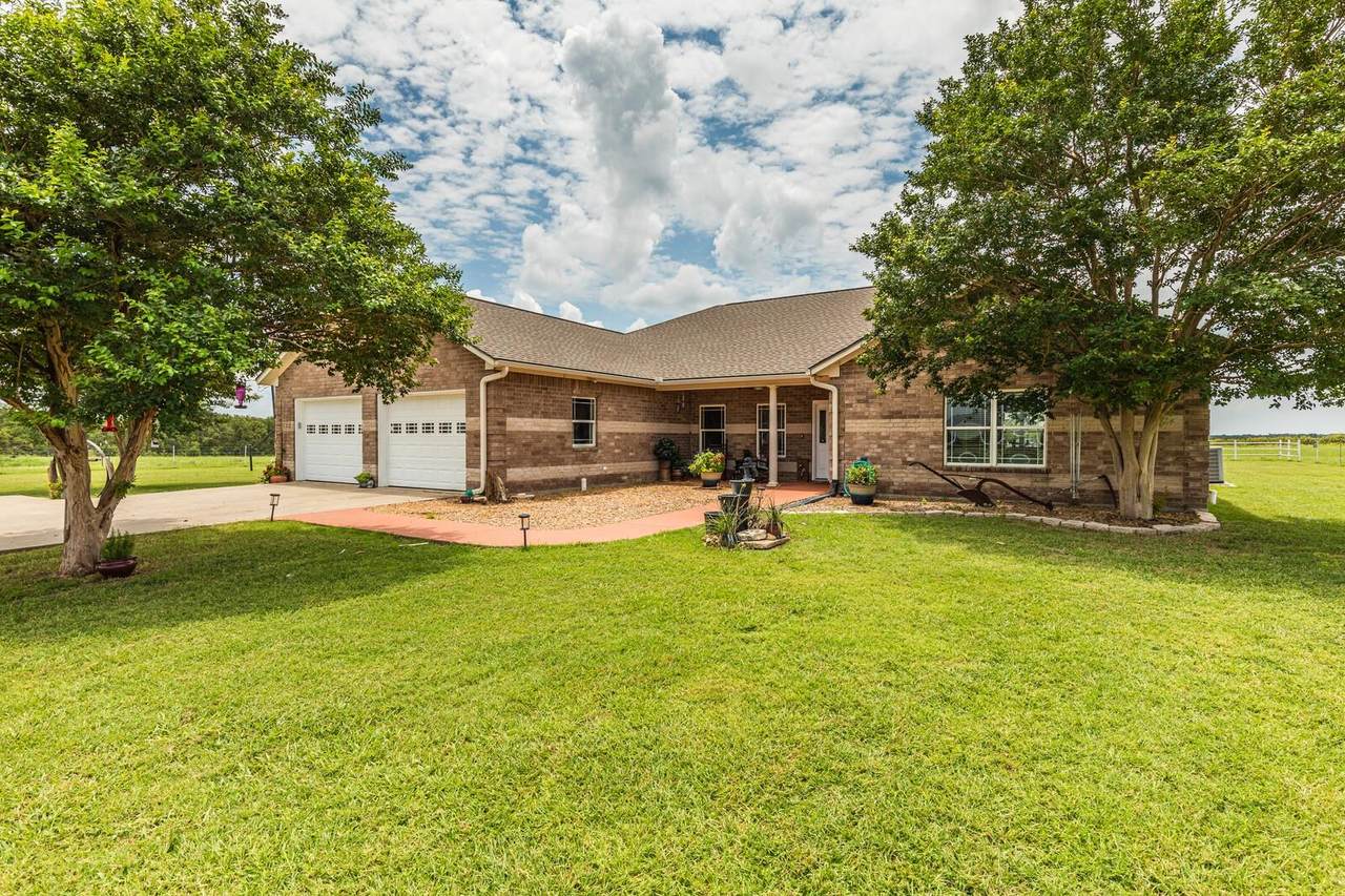 734 Fm 485 - Photo 1