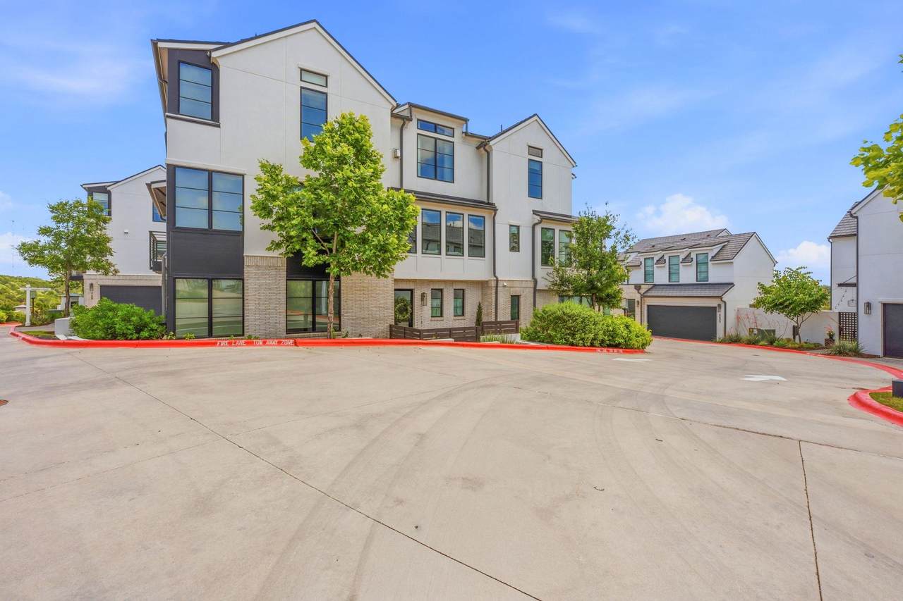 702 Ariana Ct - Photo 1