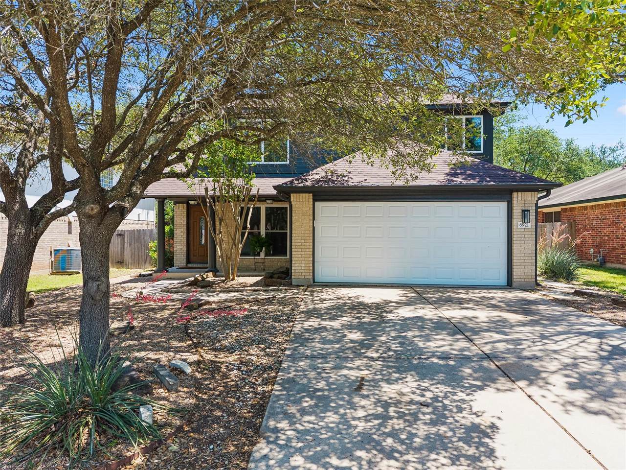 8921 Corran Ferry Dr - Photo 1