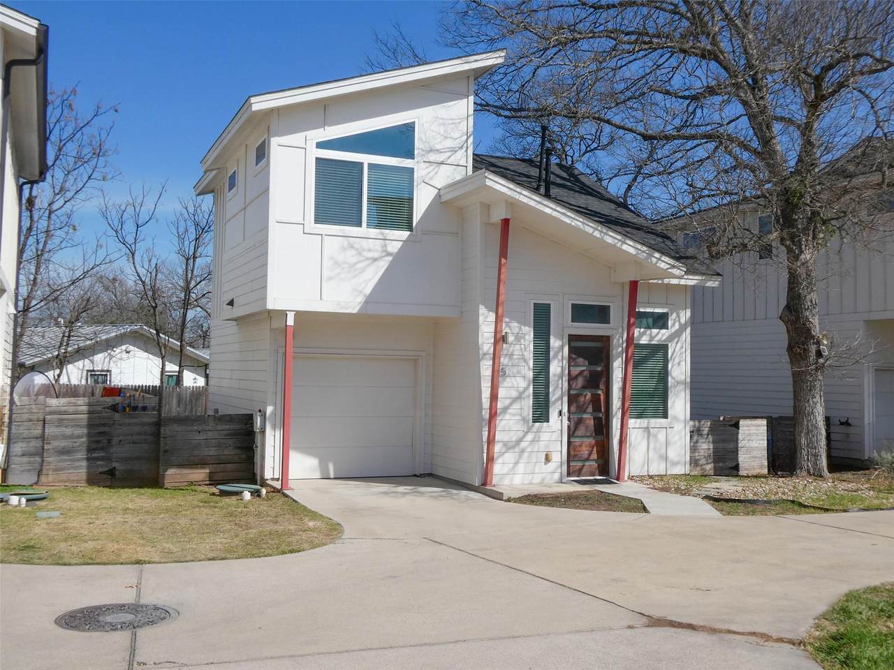 2512 Wheless Ln - Photo 1