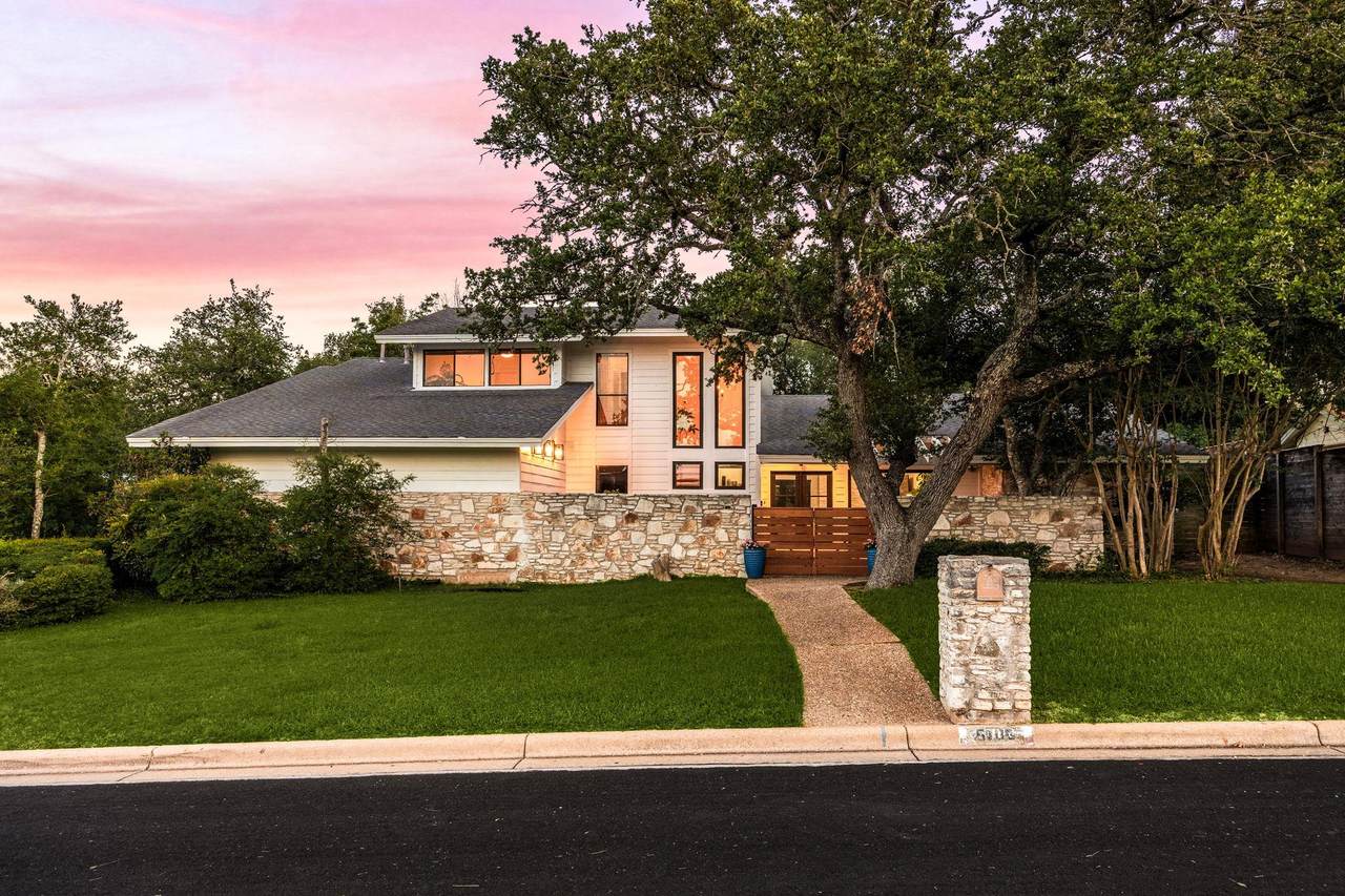 5105 Rim Dr - Photo 1
