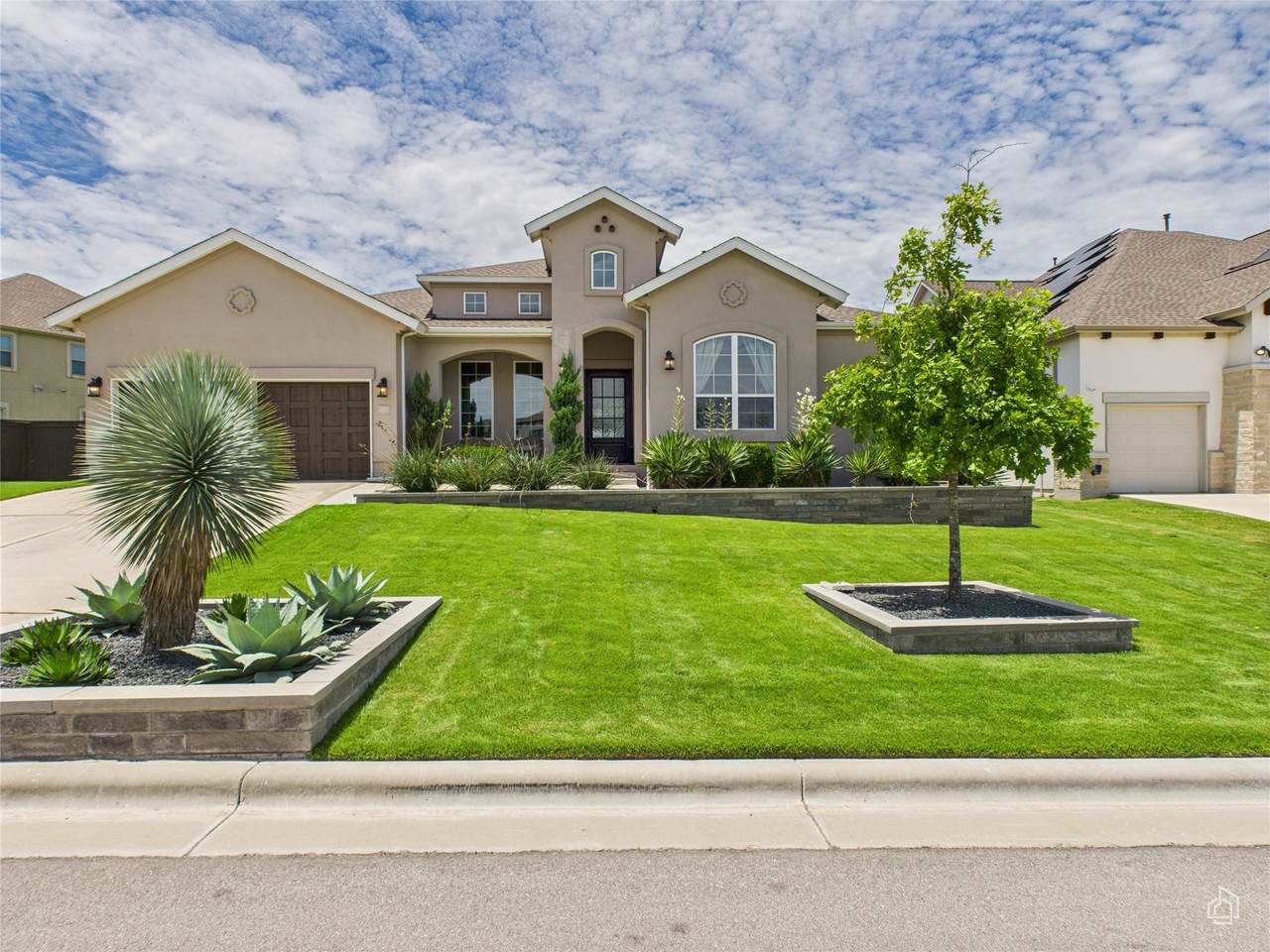 11386 Mesa Verde Dr - Photo 1