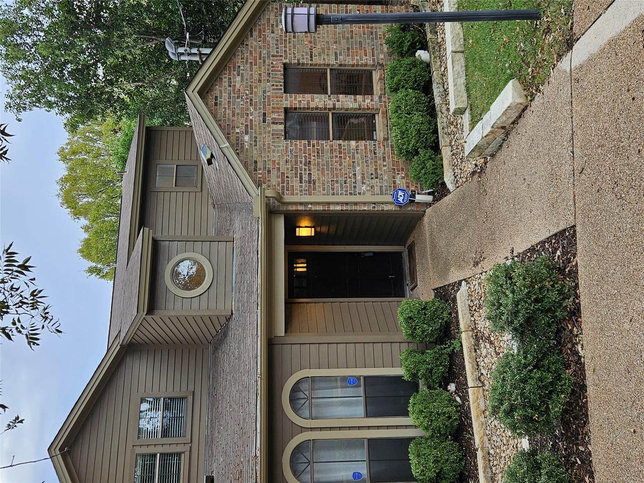 3601 Lawton Ave - Photo 1