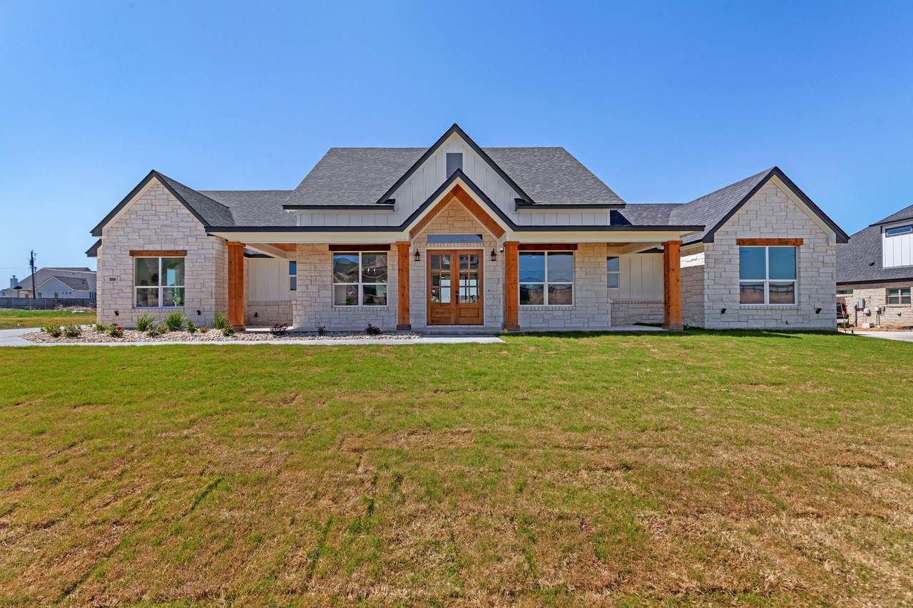 8134 Travertine Ln - Photo 1