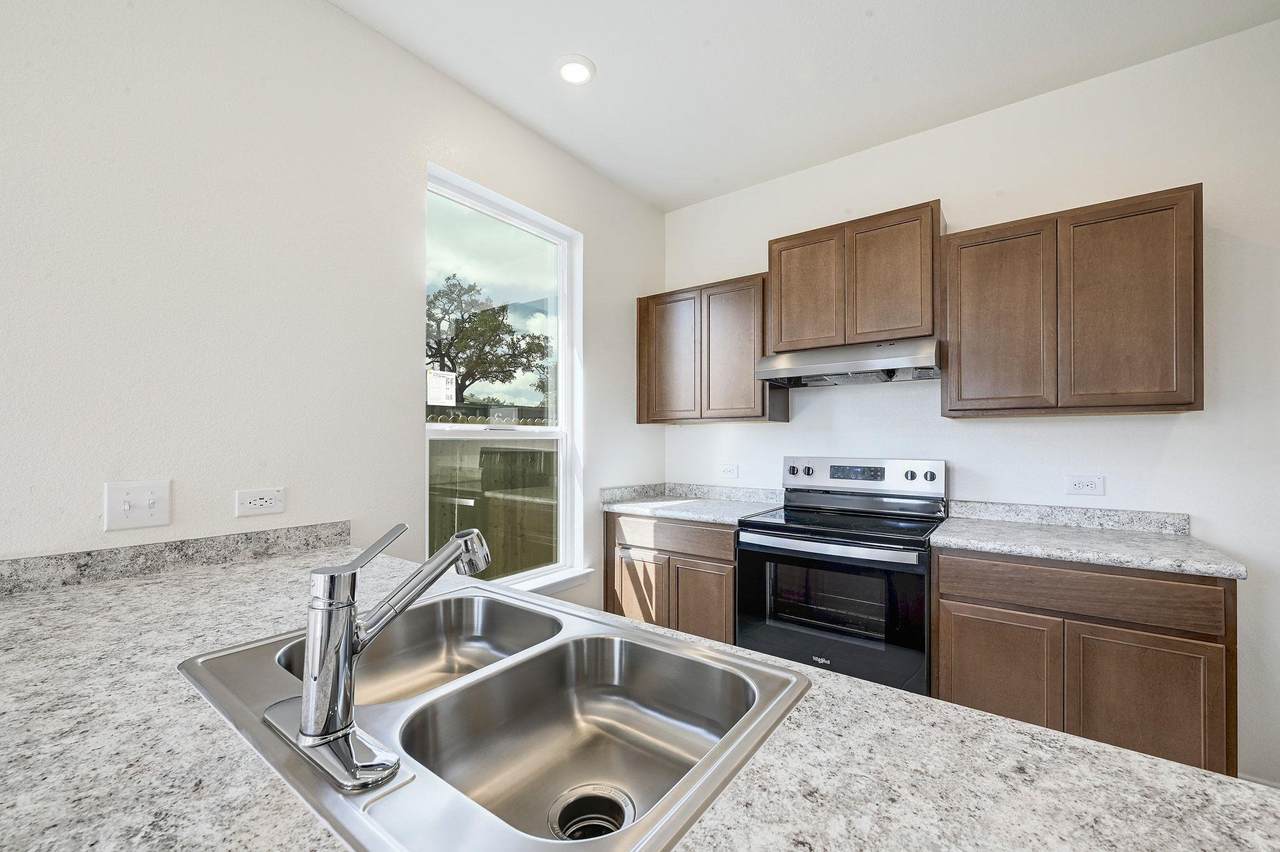 12113 Cantabria Rd - Photo 1