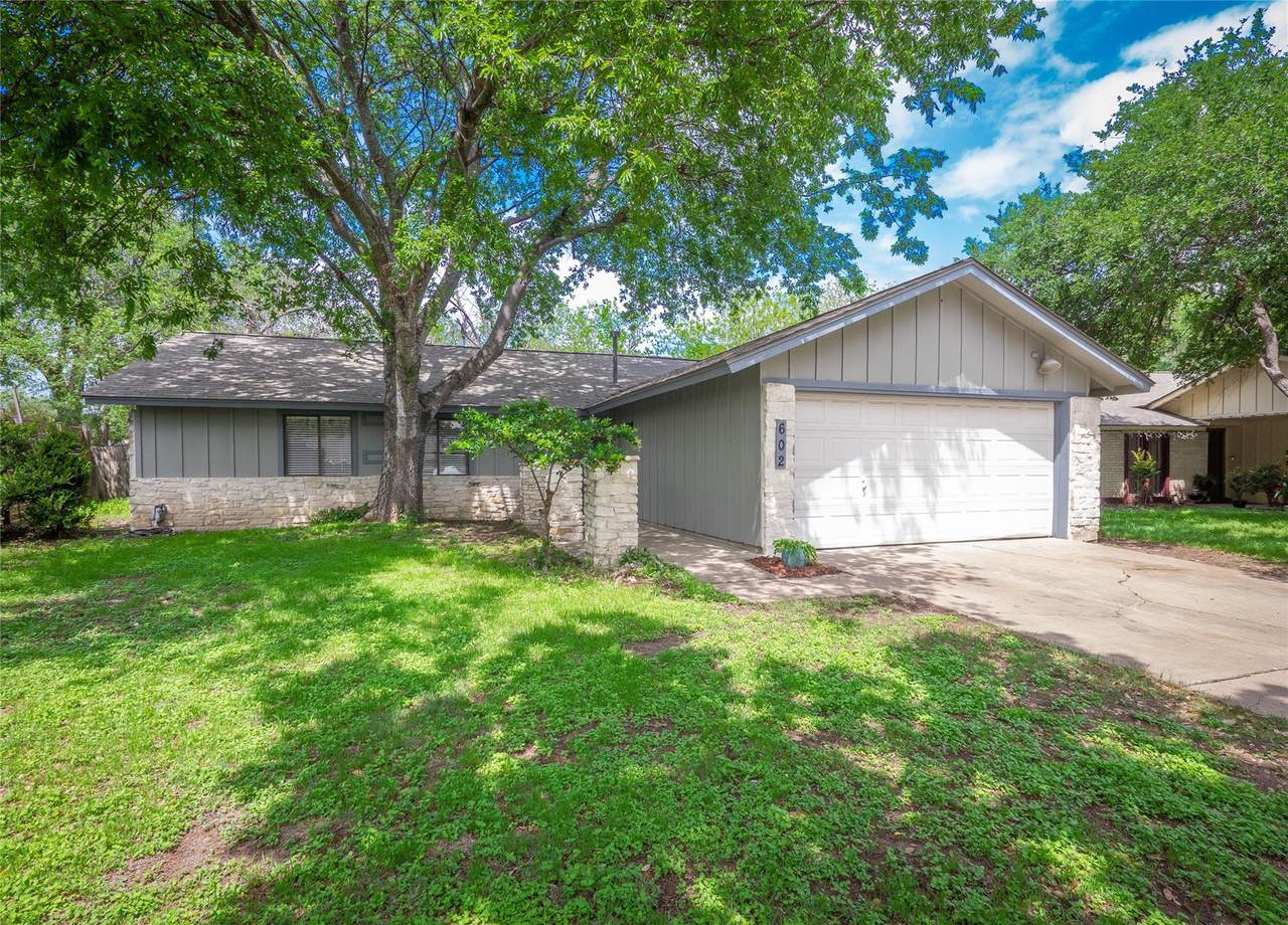 602 Old Stone Rd - Photo 1