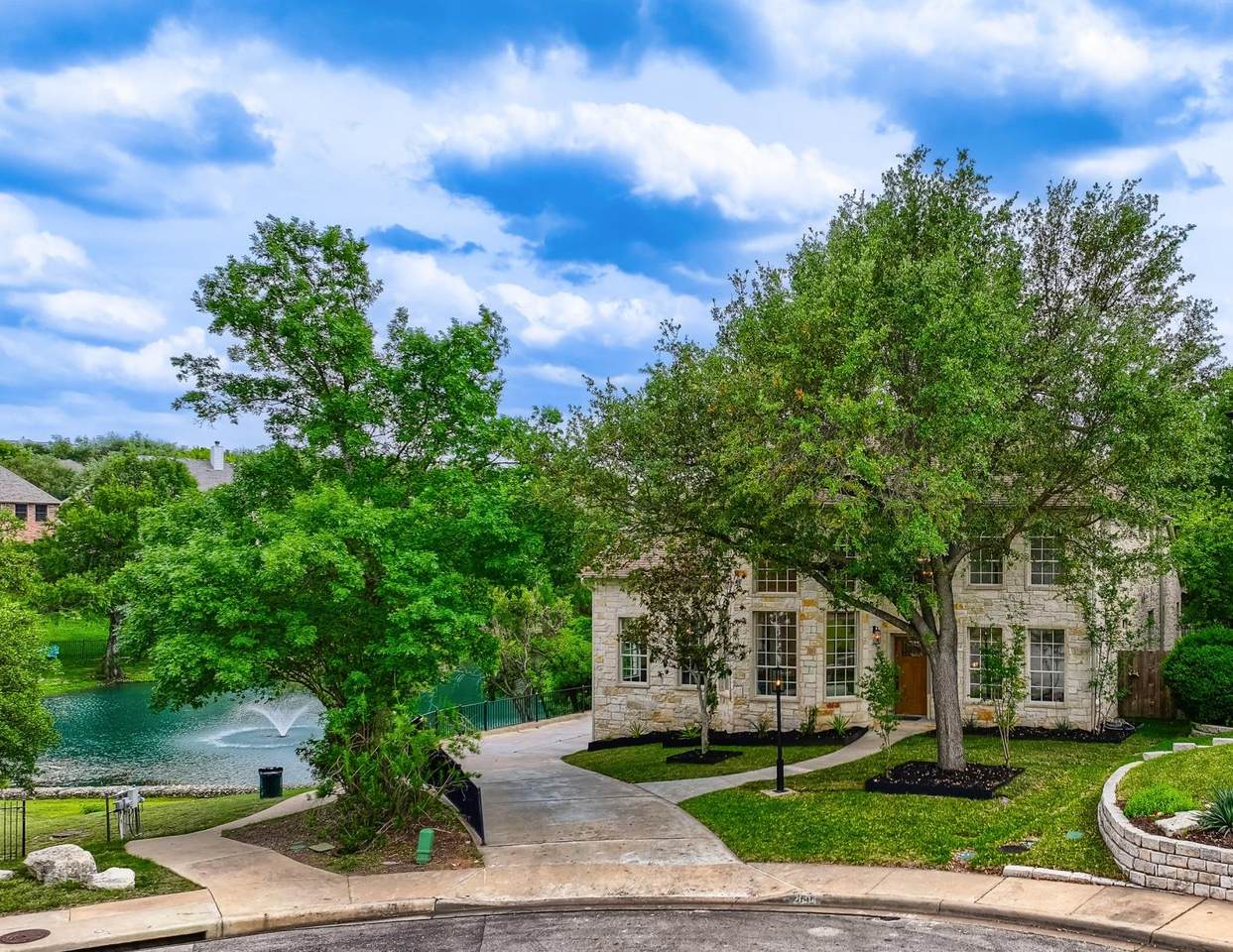 2804 Lenwood Ct - Photo 1