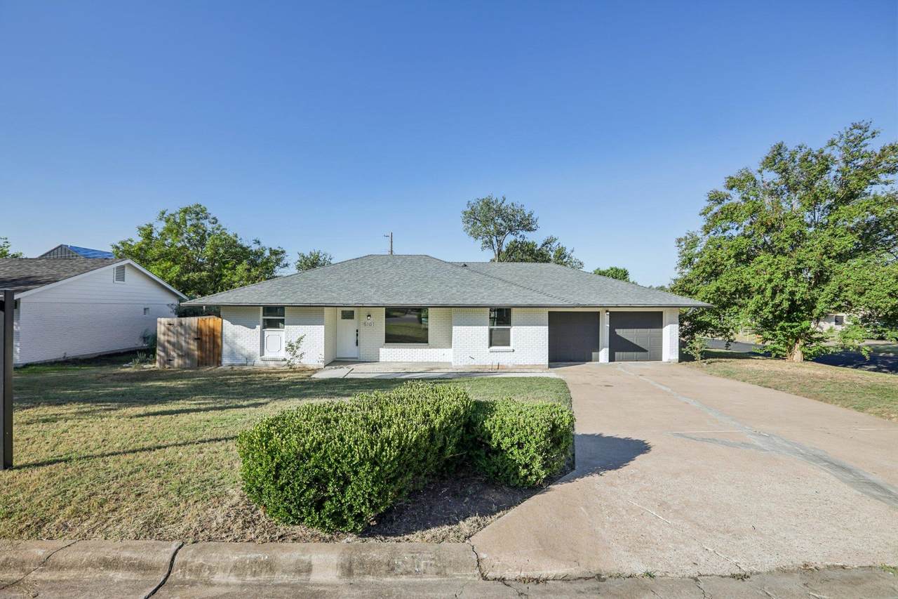 5101 Woodmoor Dr - Photo 1