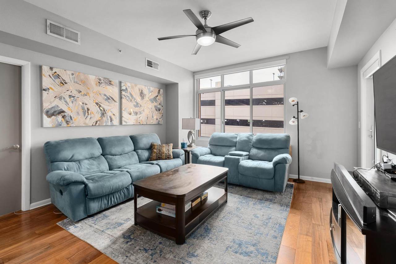 54 Rainey St - Photo 1
