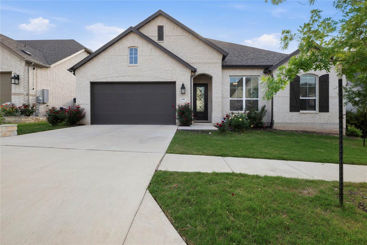 929 Mollie Mcbride Ln - Photo 1