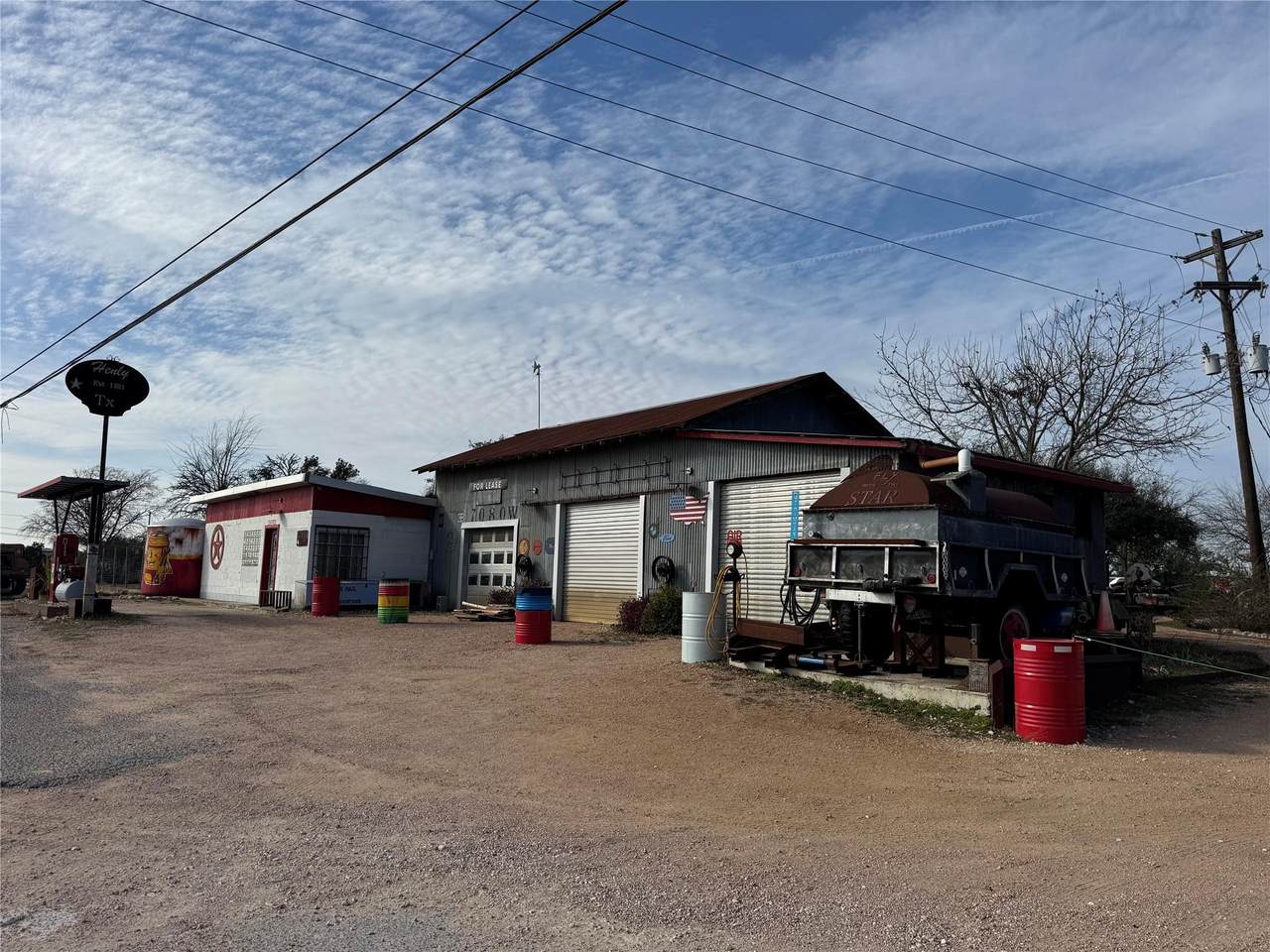 7080 Highway 290 - Photo 1