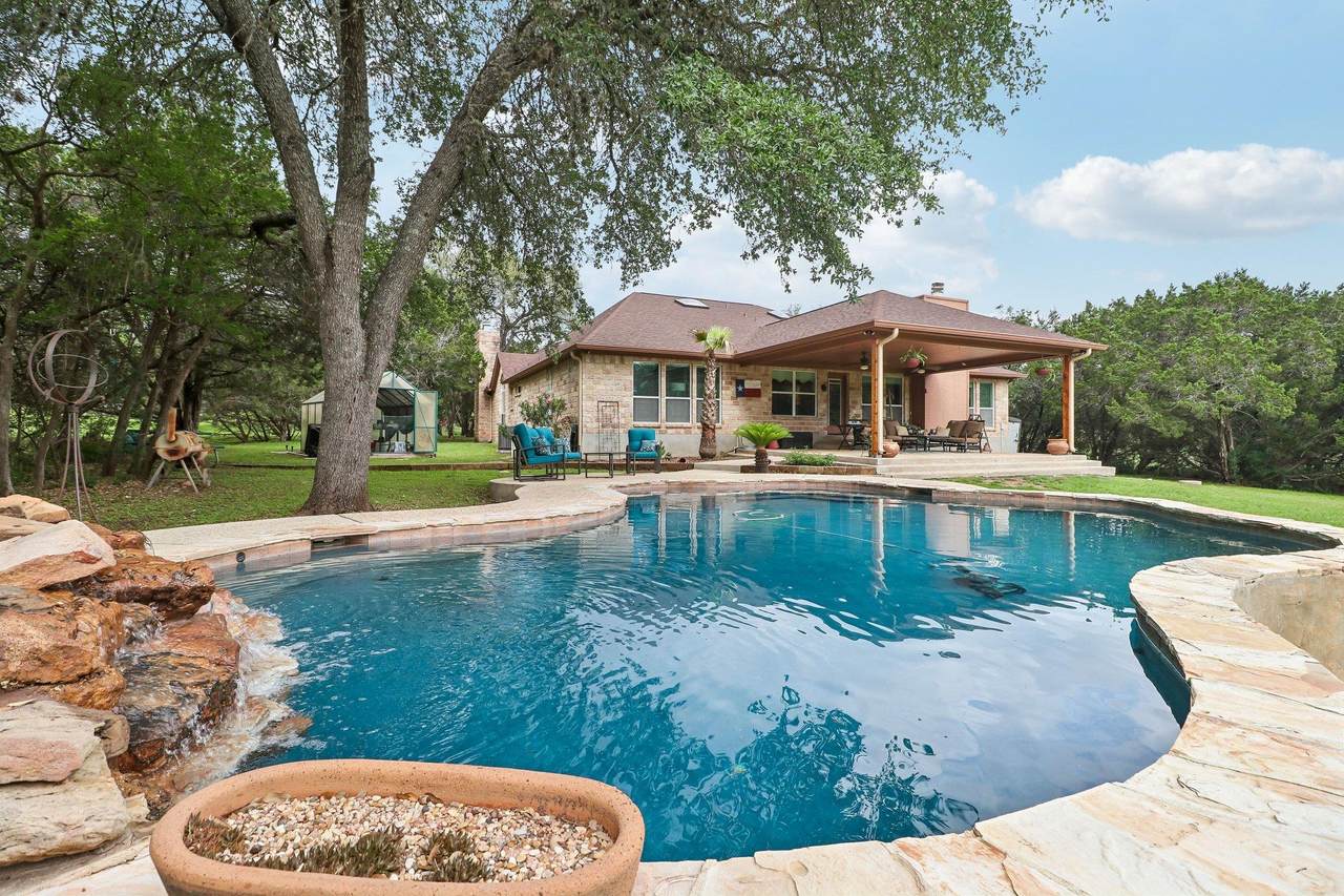 9212 Shady Meadow Dr - Photo 1