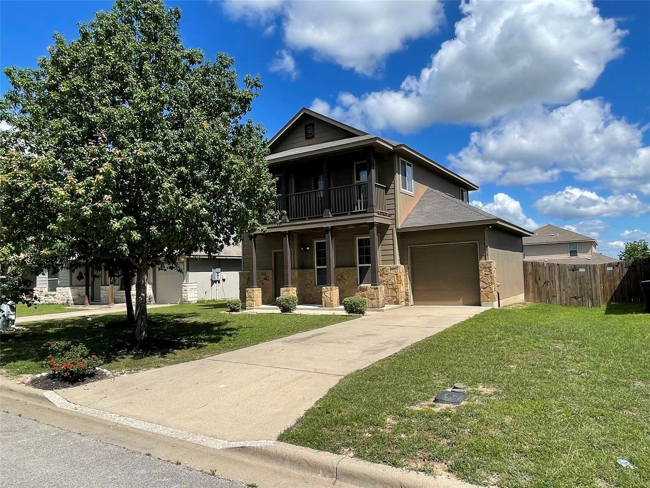 408 Azurite Dr - Photo 1