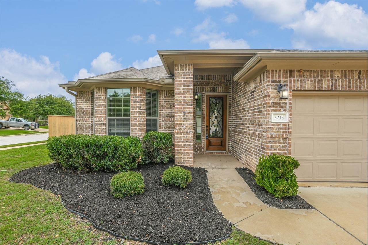 2213 Lookout Range Dr - Photo 1