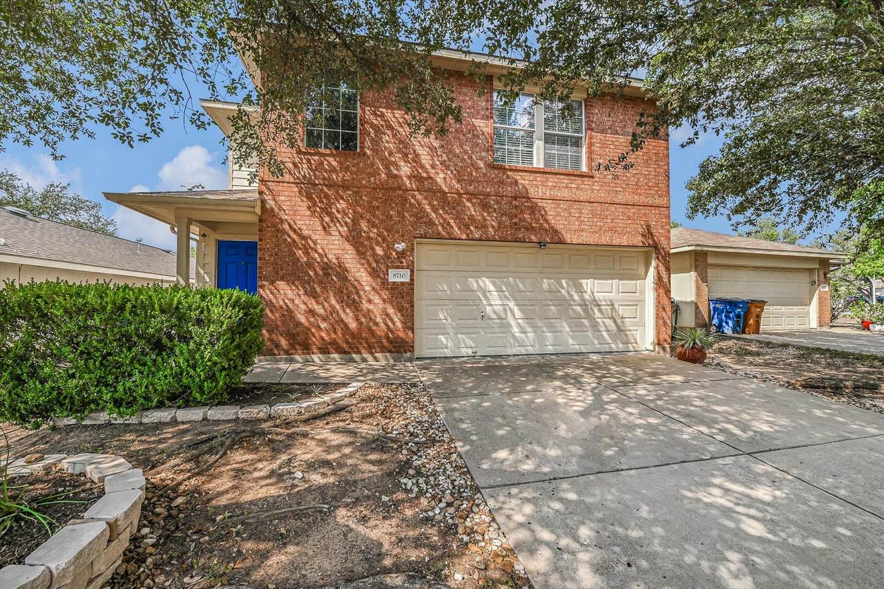 8710 Davis Oaks Trl - Photo 1