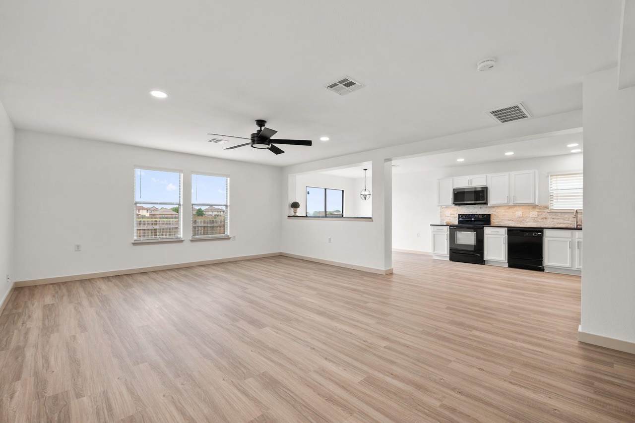 8812 Wiley Way - Photo 1