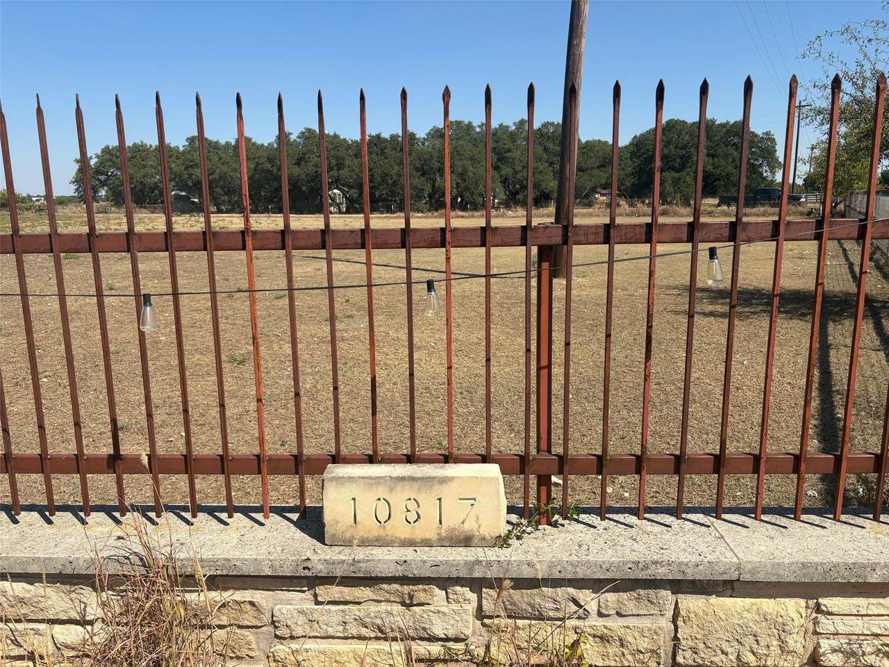 https://bt-photos.global.ssl.fastly.net/austin/1280_boomver_1_2244845-2.jpg
