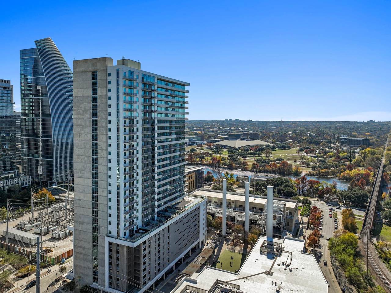 https://bt-photos.global.ssl.fastly.net/austin/1280_boomver_1_2295554-2.jpg